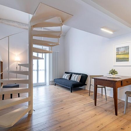 32 Bnb Camerecaffe ปาเวีย ภายนอก รูปภาพ