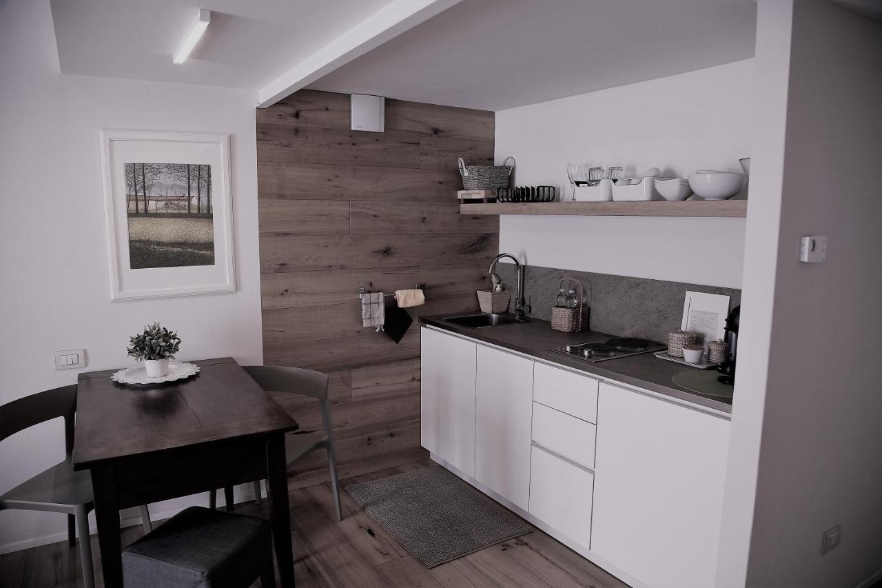 32 Bnb Camerecaffe ปาเวีย ภายนอก รูปภาพ