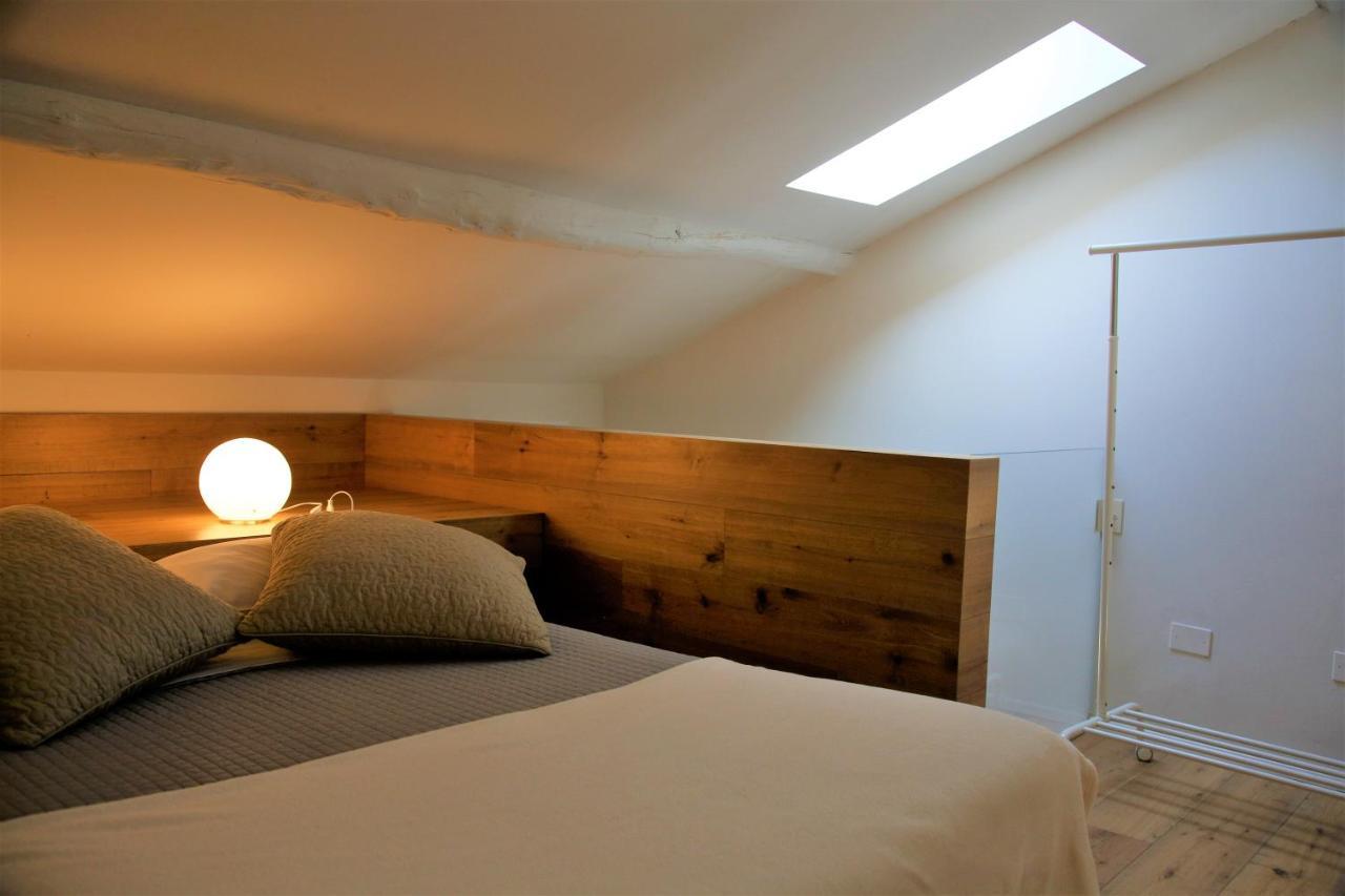 32 Bnb Camerecaffe ปาเวีย ภายนอก รูปภาพ